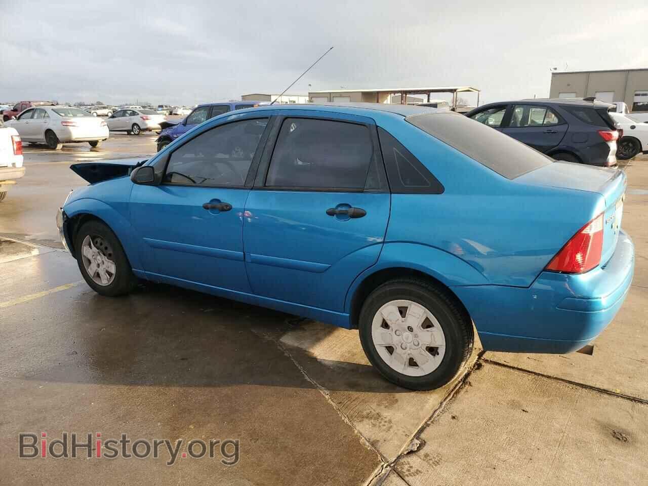2007 FORD FOCUS - VIN: 1FAHP34N97W129390 - Фото 2