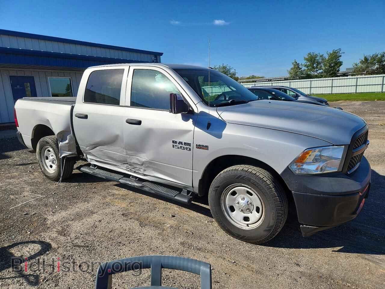 2016 RAM 1500 - VIN: 3C6RR7KT2GG313819 - Photo 4