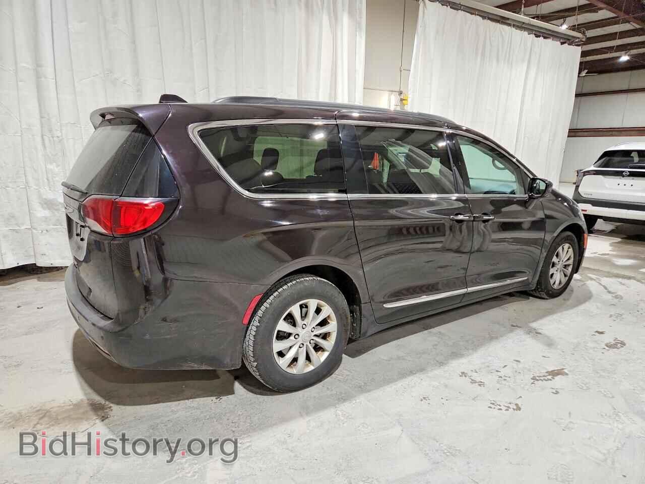 2017 CHRYSLER PACIFICA - VIN: 2C4RC1BG4HR804916 - Photo 3