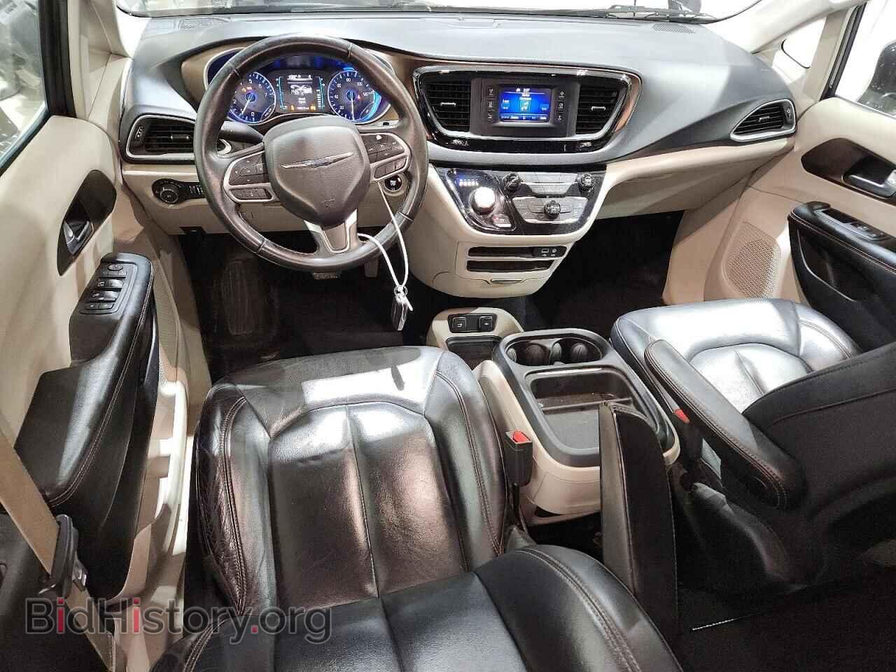 2017 CHRYSLER PACIFICA - VIN: 2C4RC1BG4HR804916 - Photo 8
