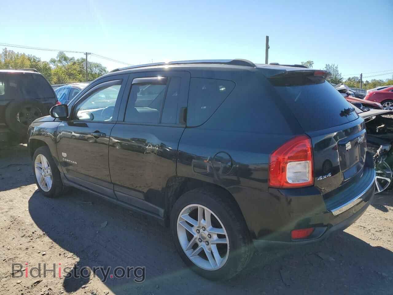2011 JEEP COMPASS - VIN: 1J4NF5FB4BD202338 - Photo 2