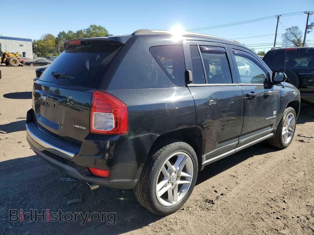 2011 JEEP COMPASS - VIN: 1J4NF5FB4BD202338 - Photo 3