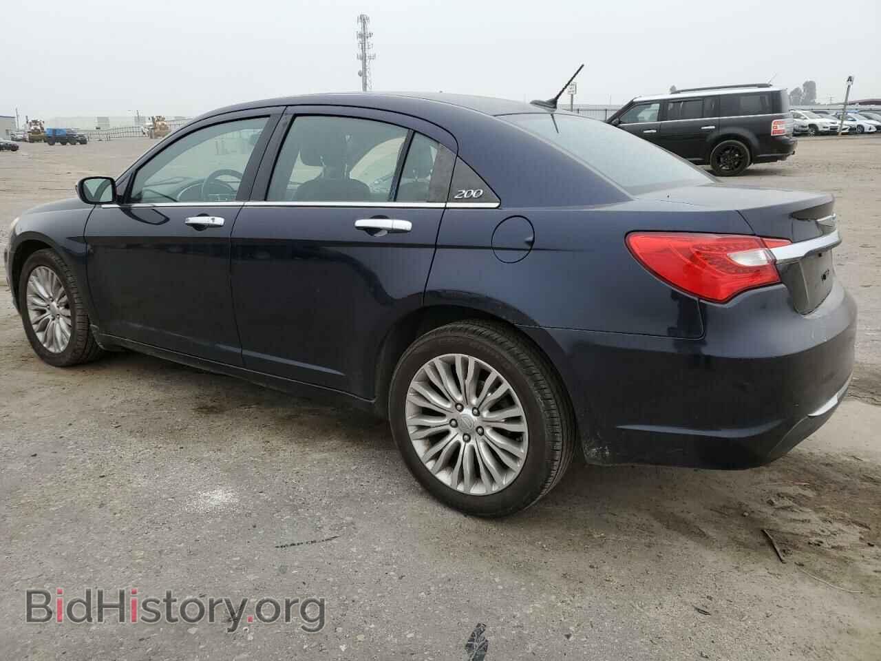2011 CHRYSLER 200 - VIN: 1C3BC2FG4BN594540 - Фото 2