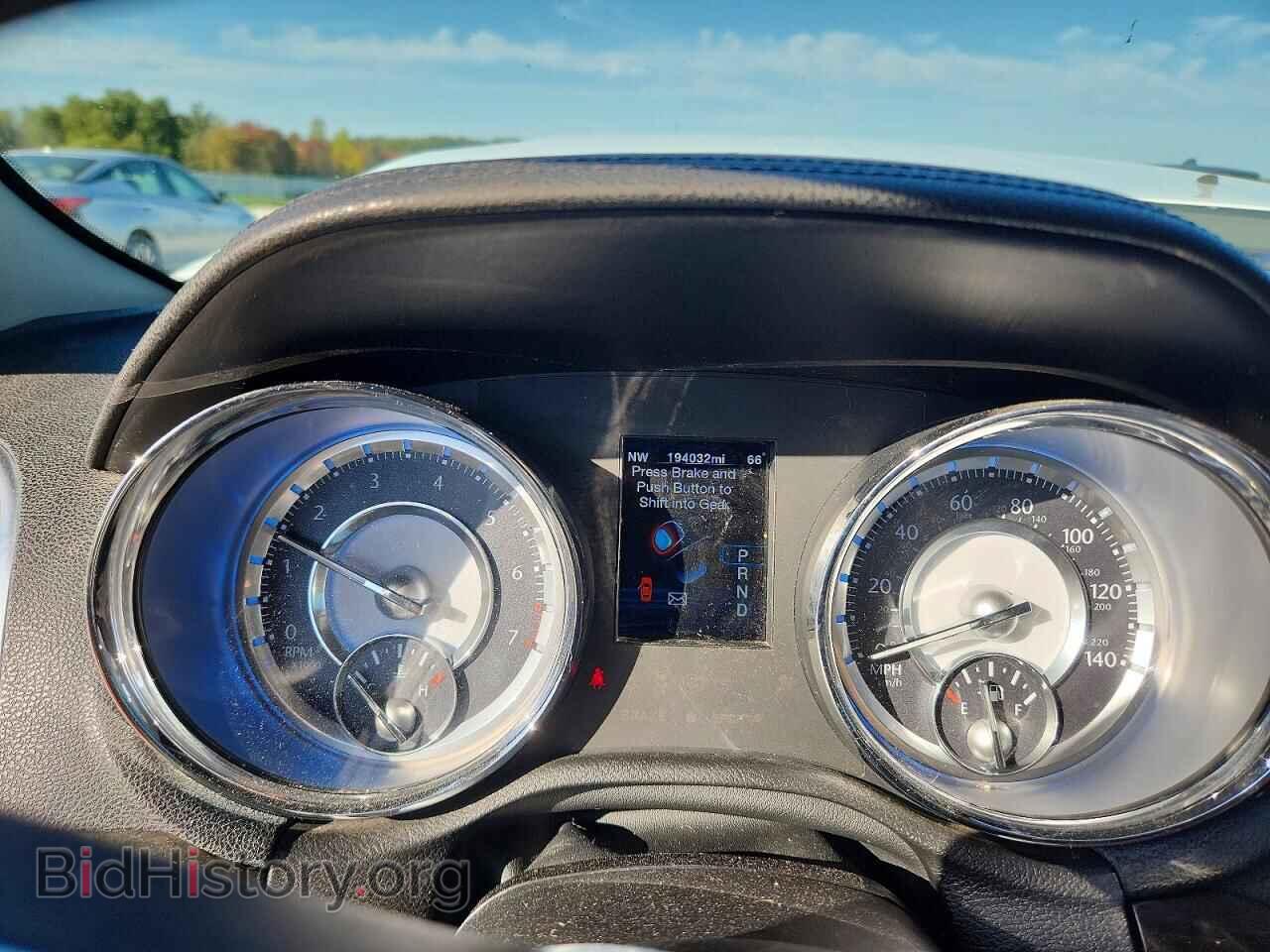 2012 CHRYSLER 300 - VIN: 2C3CCAHG3CH184334 - Photo 9