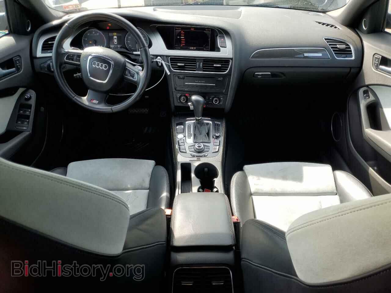 2011 AUDI S4/RS4 - VIN: WAUKGAFL9BA069307 - Фото 8