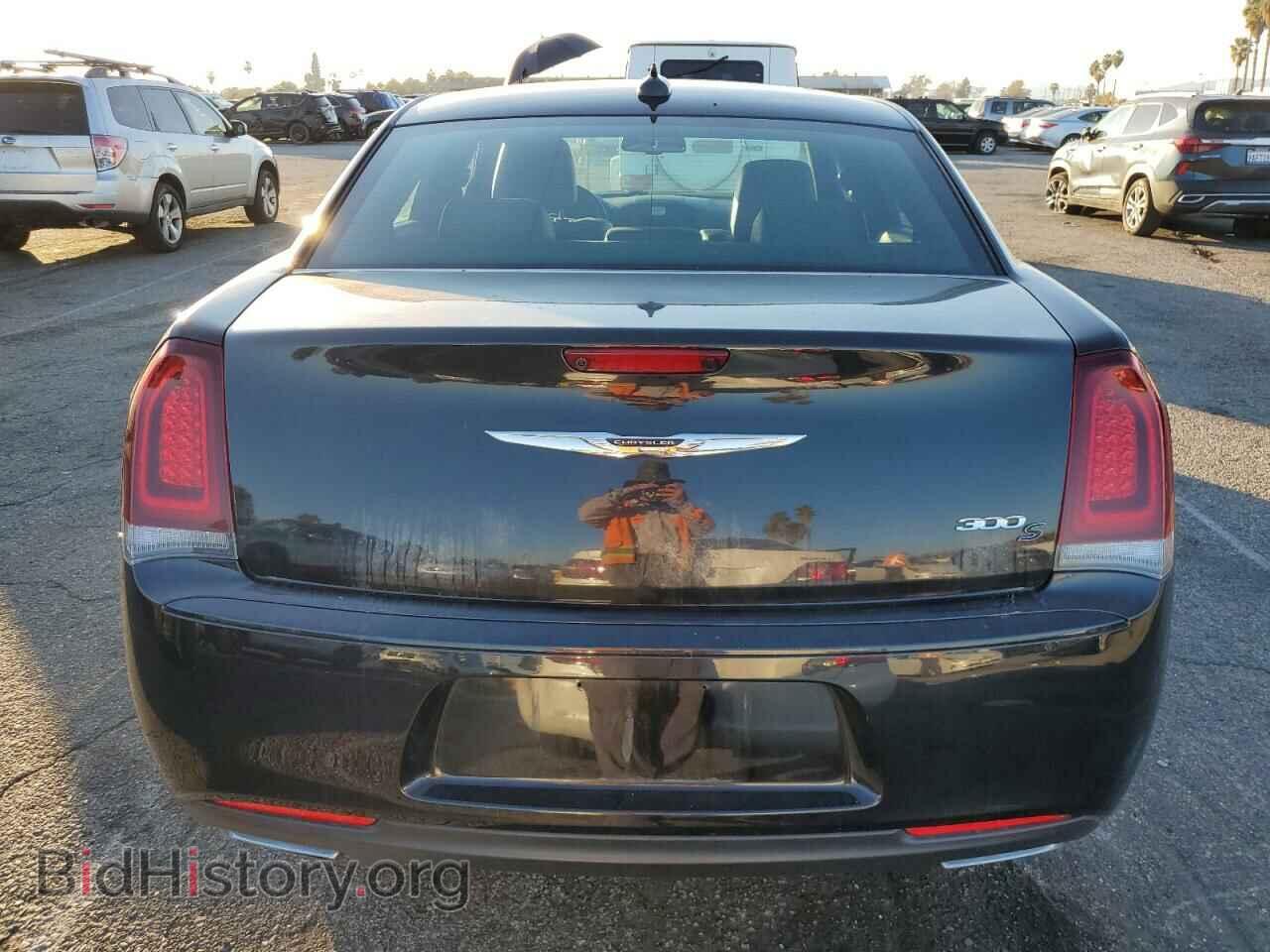 2016 CHRYSLER 300 - VIN: 2C3CCABG8GH351771 - Фото 6