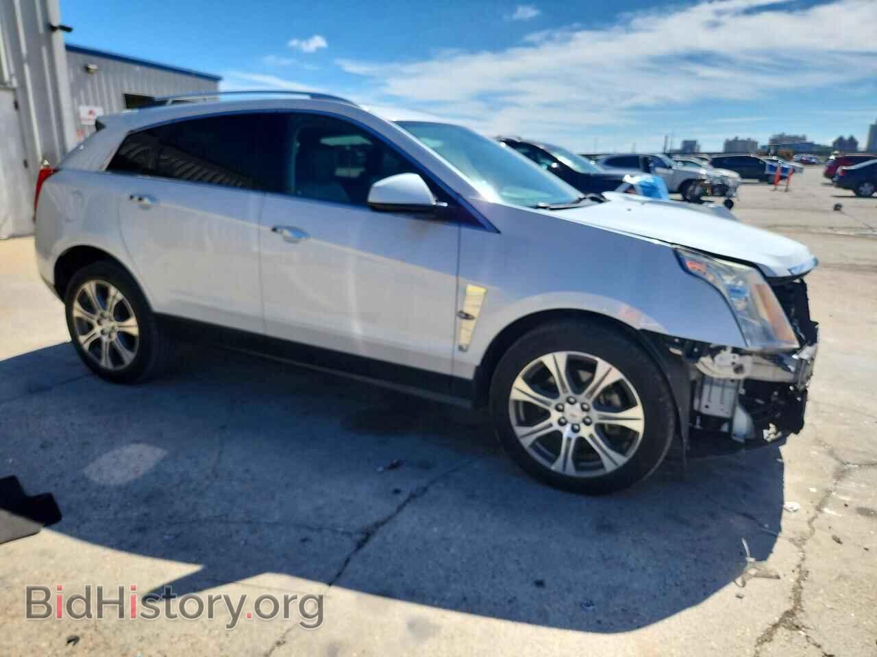 2012 Cadillac SRX (VIN 3GYFNBE37CS608924) — фото 4 из 15
