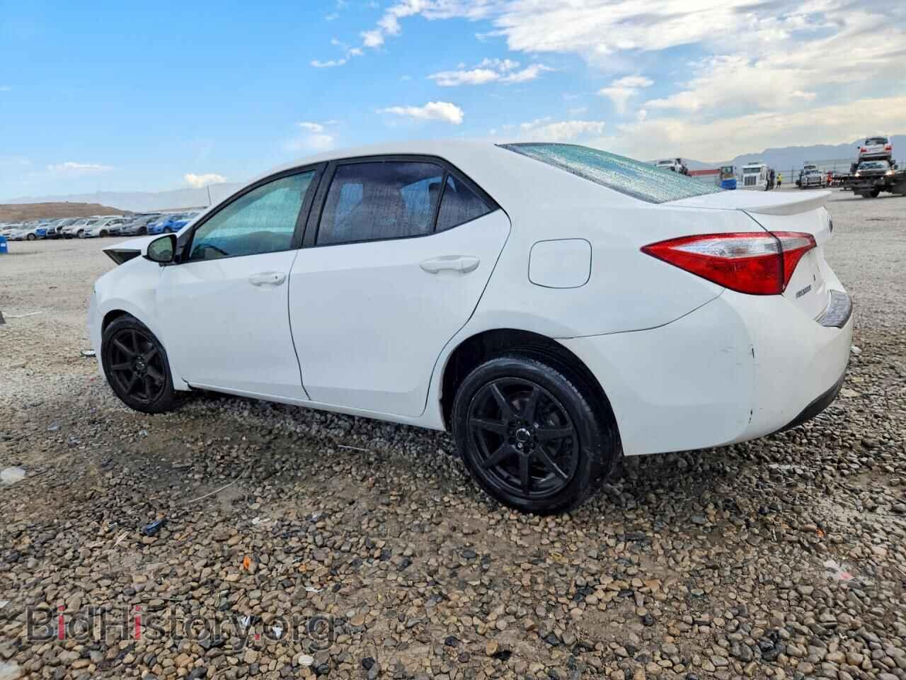 2015 TOYOTA COROLLA - VIN: 2T1BURHE9FC388863 - Фото 2