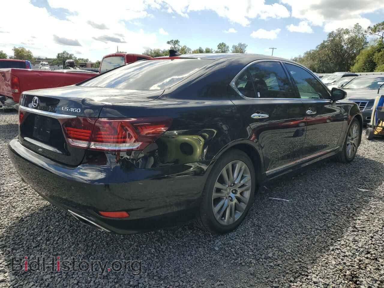 2014 LEXUS LS460 - VIN: JTHBL5EF5E5128852 - Photo 3