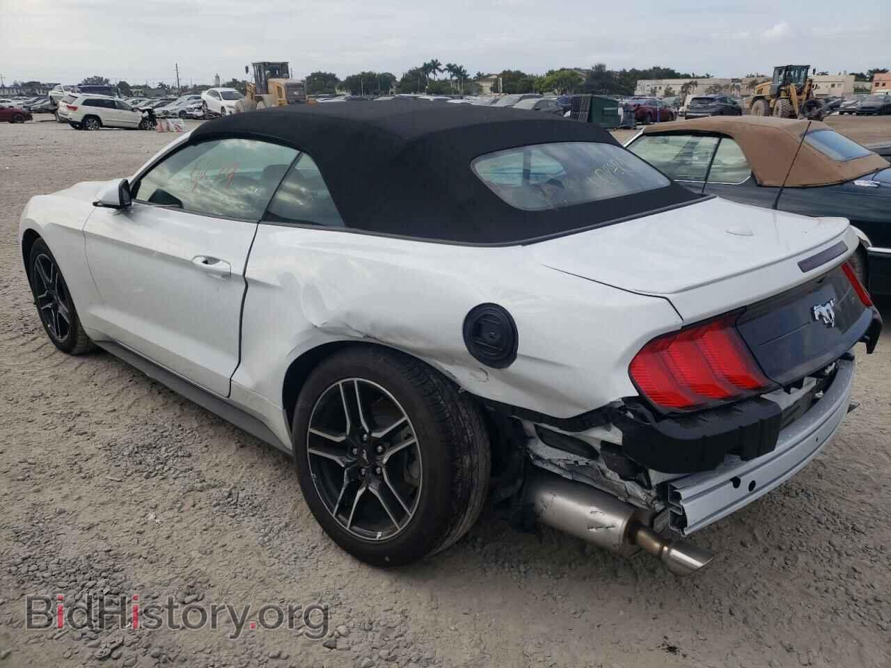 2022 FORD MUSTANG - VIN: 1FATP8UH2N5120051 - Фото 2