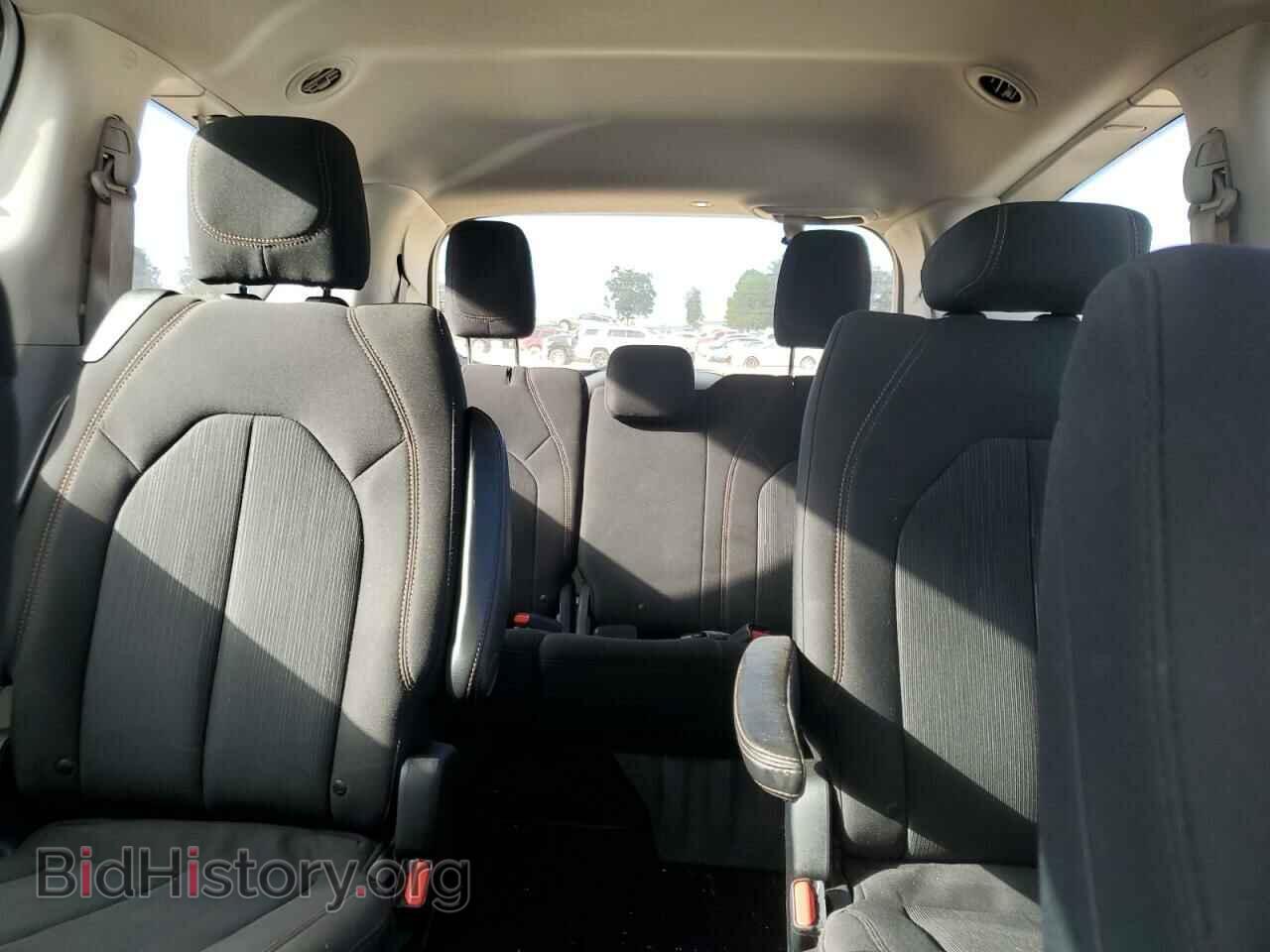 2018 CHRYSLER PACIFICA - VIN: 2C4RC1CGXJR130095 - Фото 10