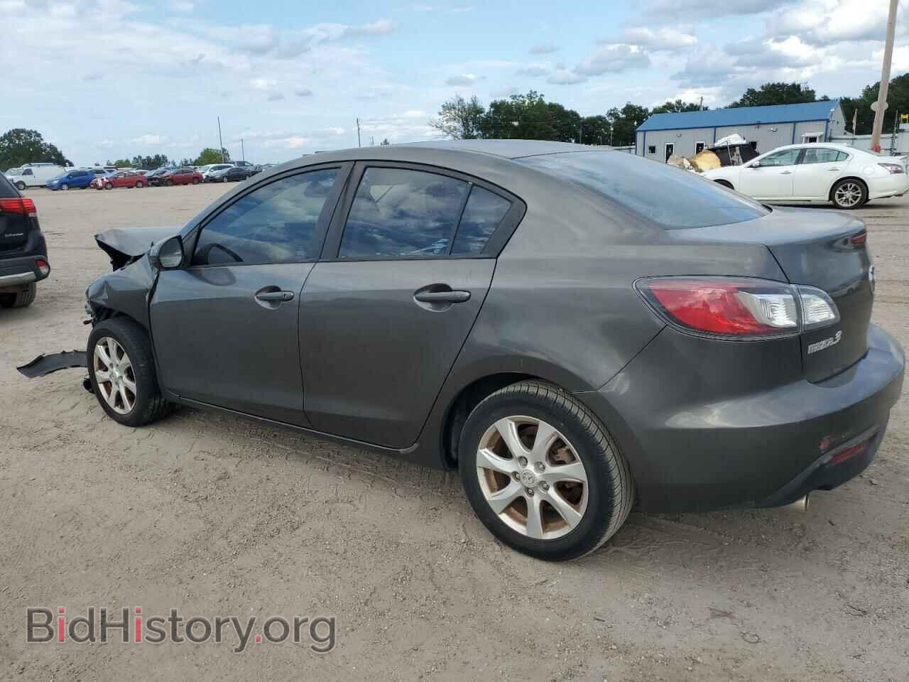 2011 MAZDA 3 - VIN: JM1BL1VF2B1435361 - Фото 2