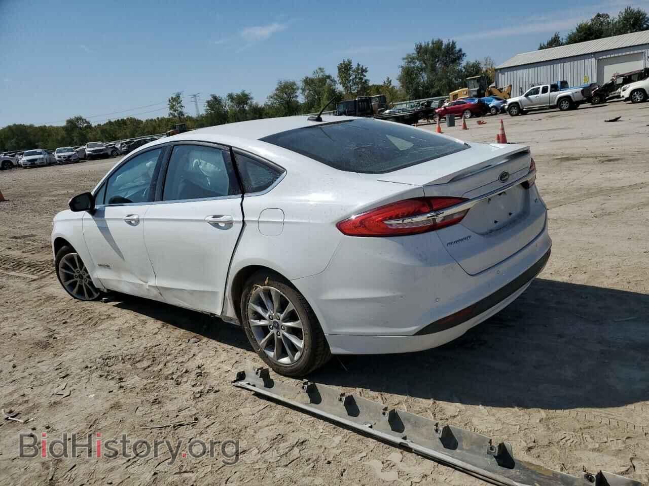 2017 FORD FUSION - VIN: 3FA6P0LU7HR301385 - Фото 2
