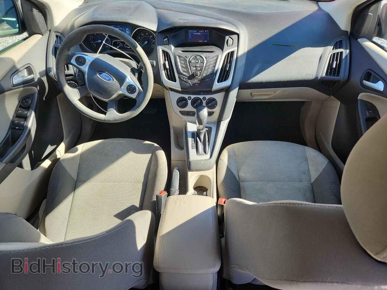 2014 Ford FOCUS (VIN 1FADP3F29EL194420) — photo 8 of 12