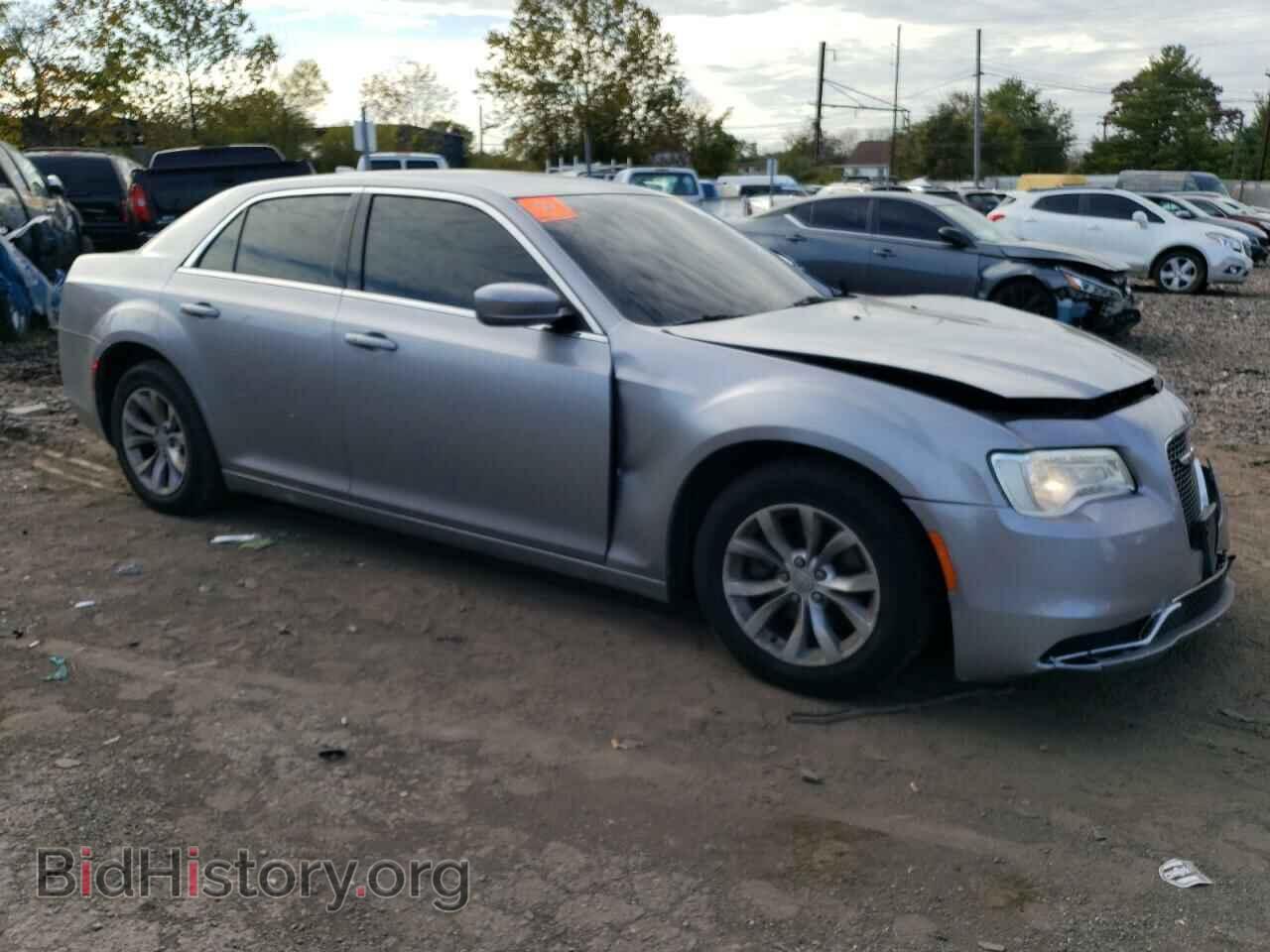 2015 CHRYSLER 300 - VIN: 2C3CCAAG2FH742821 - Photo 4