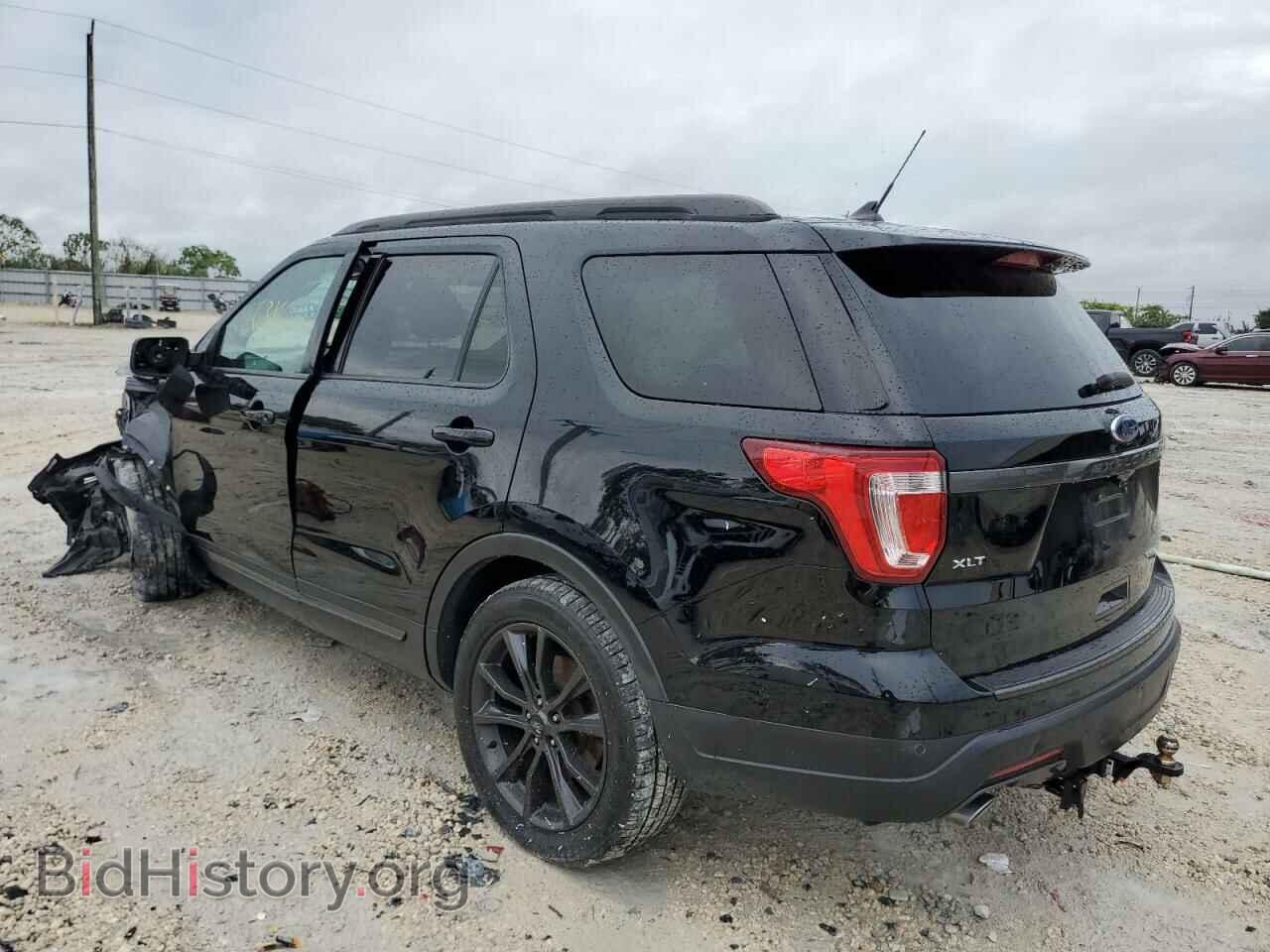 2018 FORD EXPLORER - VIN: 1FM5K7D81JGB15557 - Фото 2