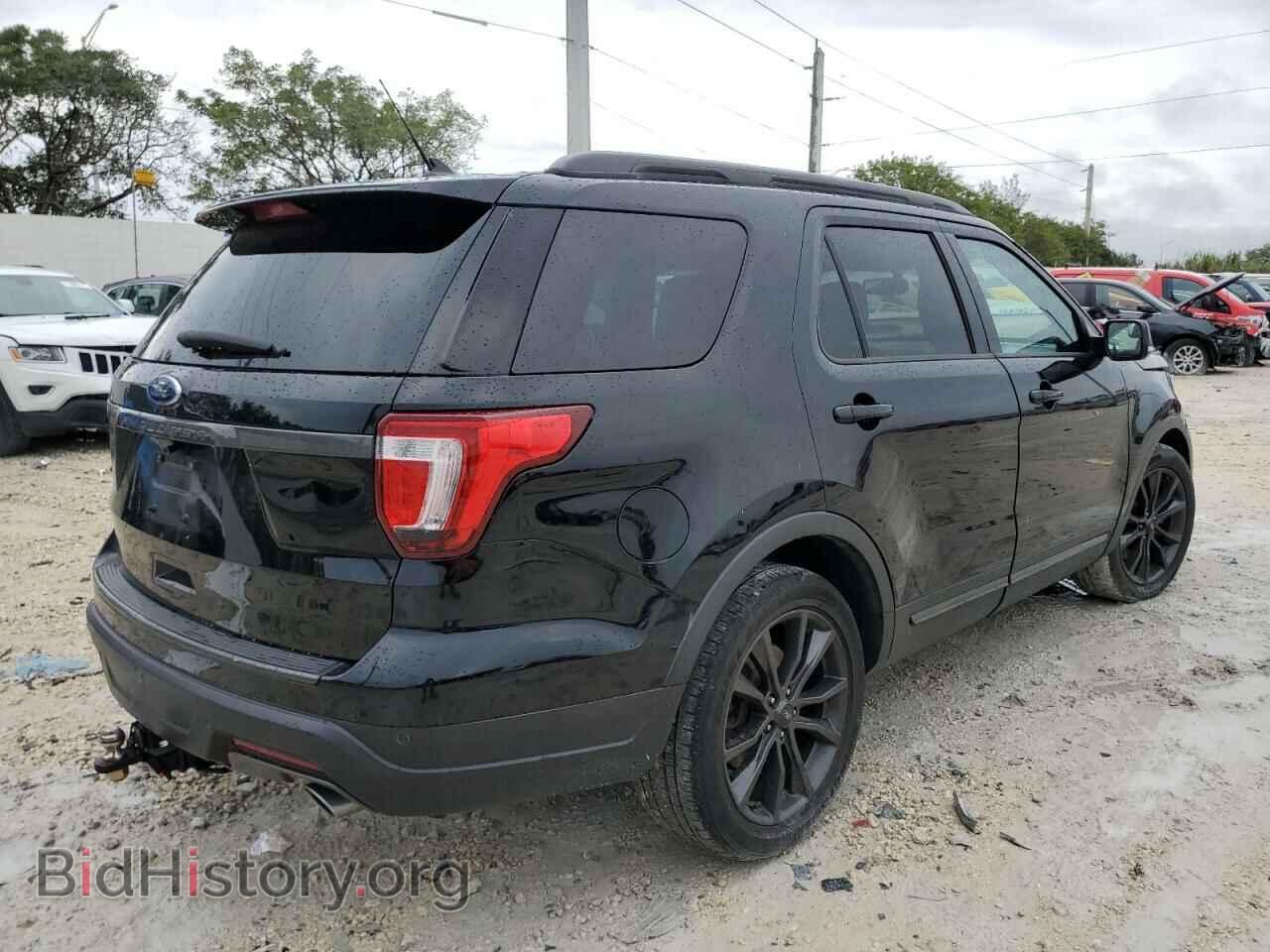 2018 FORD EXPLORER - VIN: 1FM5K7D81JGB15557 - Фото 3
