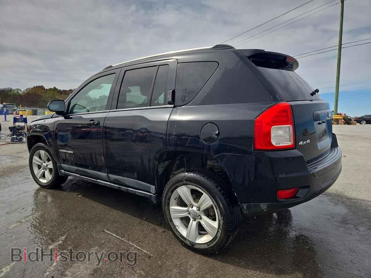 2011 JEEP COMPASS - VIN: 1J4NF1FB2BD154962 - Photo 2