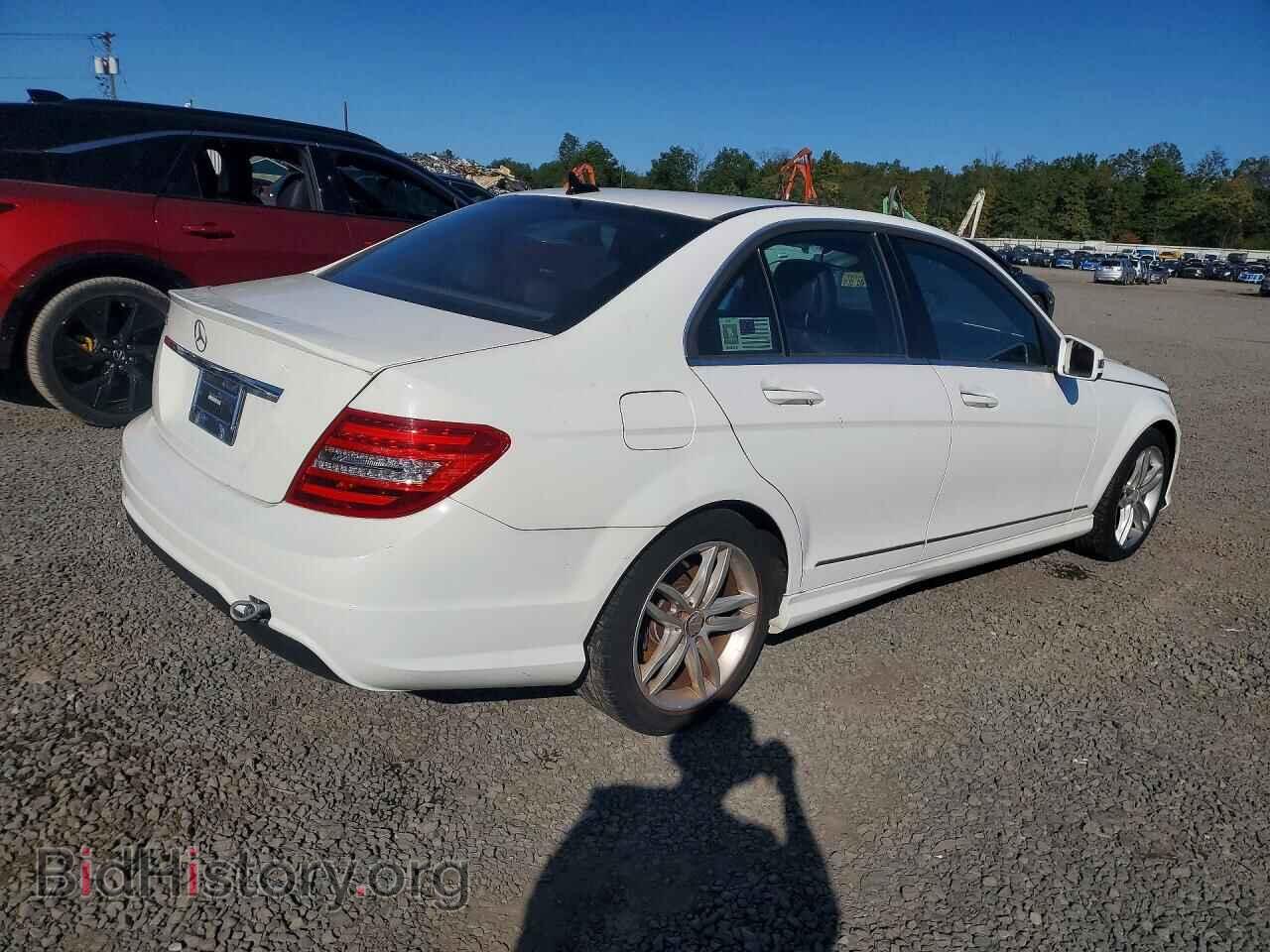 2014 MERCEDES-BENZ C-CLASS - VIN: WDDGF4HB0EA932488 - Фото 3