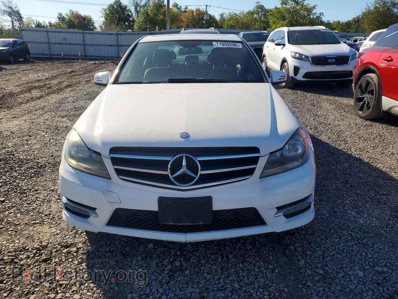 2014 MERCEDES-BENZ C-CLASS - VIN: WDDGF4HB0EA932488 - Фото 5