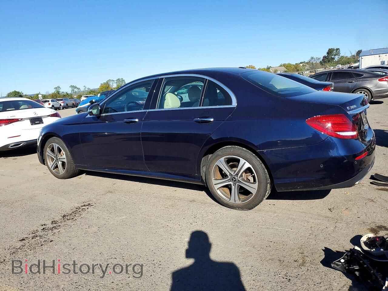 2019 MERCEDES-BENZ E-CLASS - VIN: WDDZF4KB3KA551165 - Фото 2