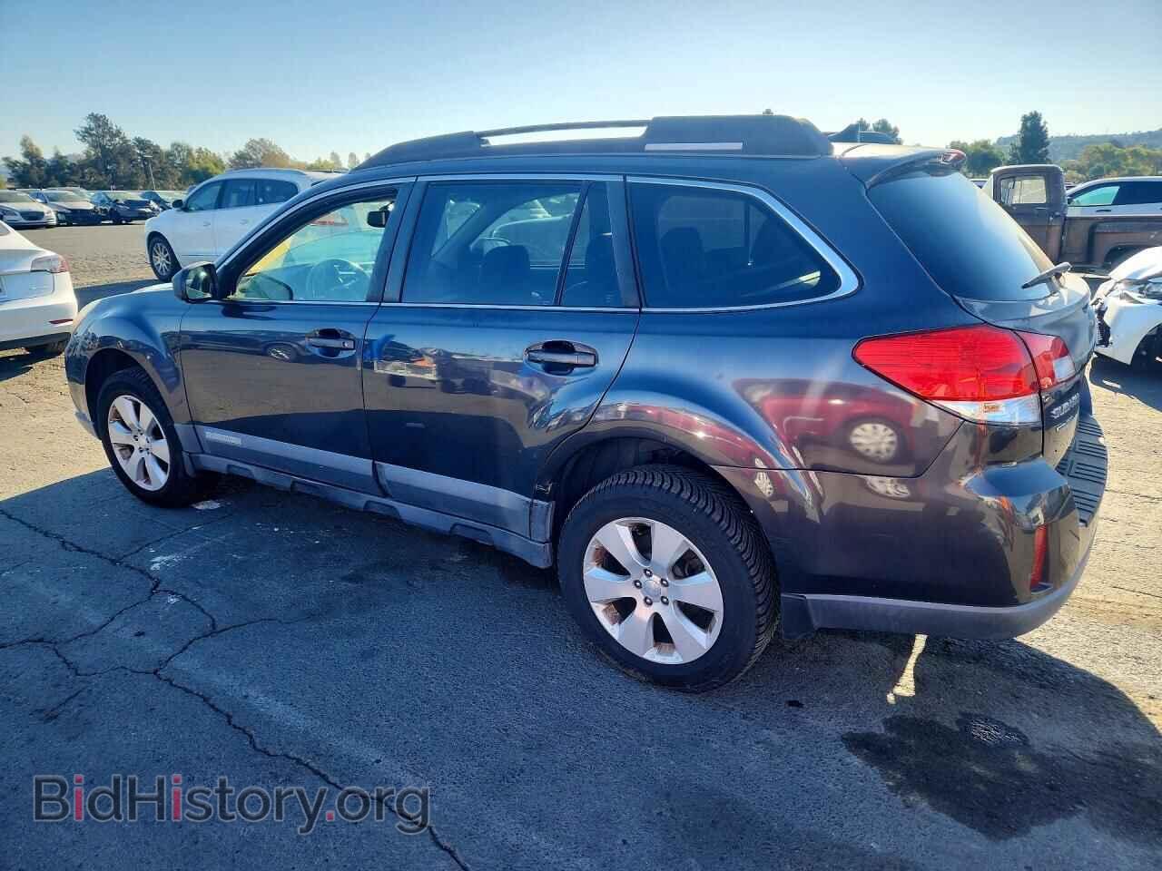2011 SUBARU OUTBACK - VIN: 4S4BRBLC8B3385871 - Фото 2