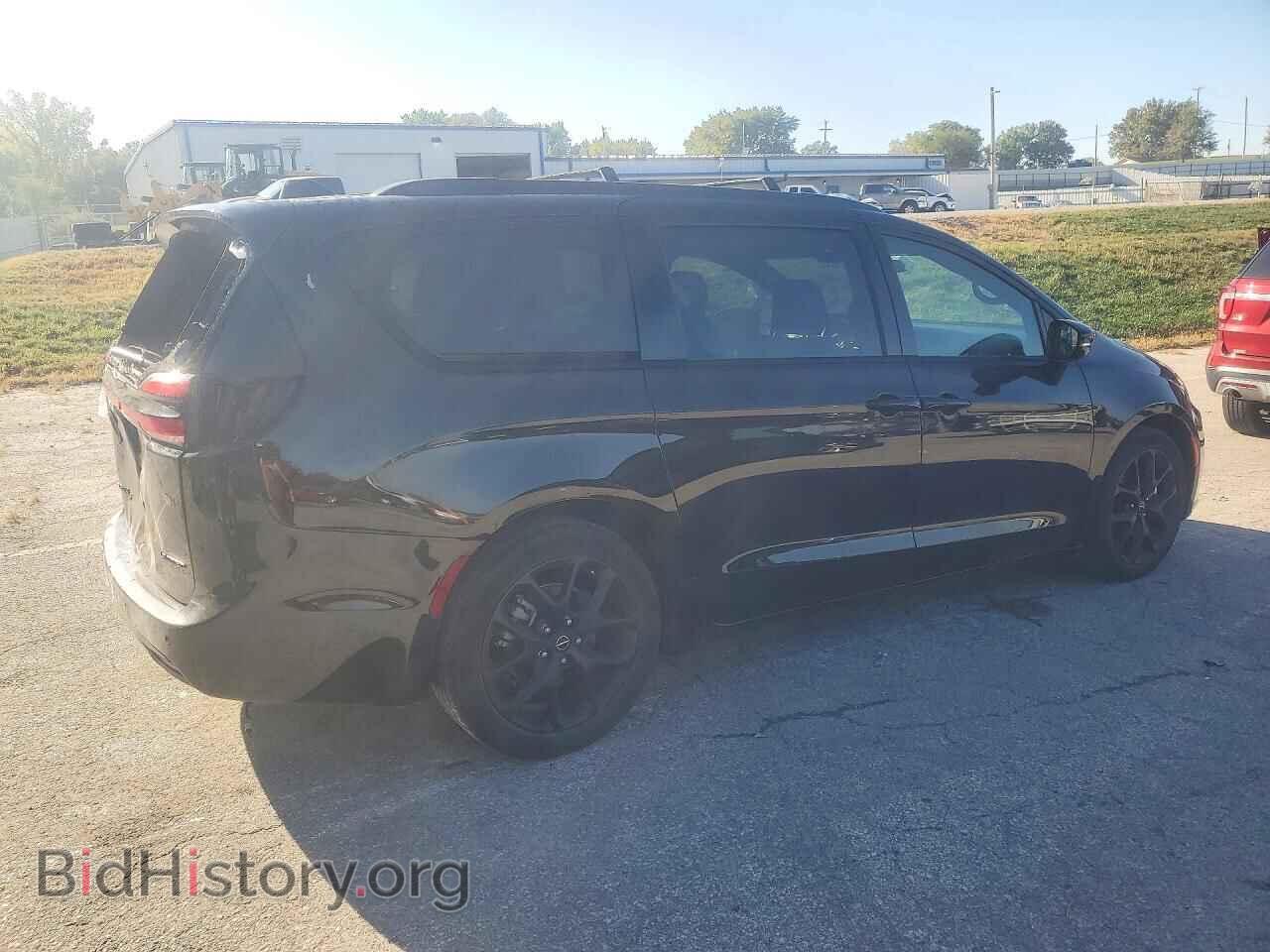 2025 CHRYSLER PACIFICA - VIN: 2C4RC1GG0SR548564 - Photo 3