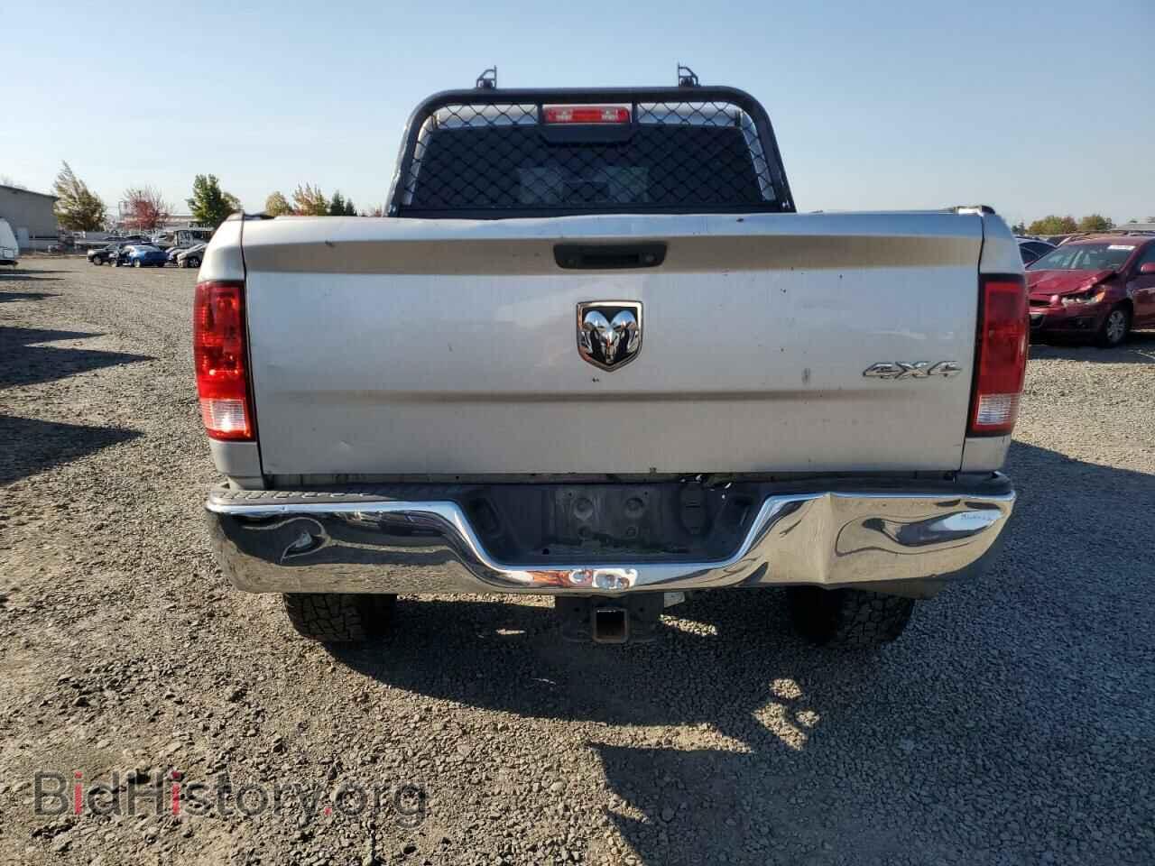 2018 RAM All Models - VIN: 3C63R3CL4JG353646 - Photo 6
