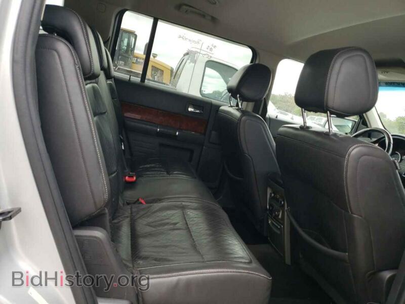 2011 Ford FLEX (VIN 2FMGK5DC2BBD27832) — photo 11 of 14