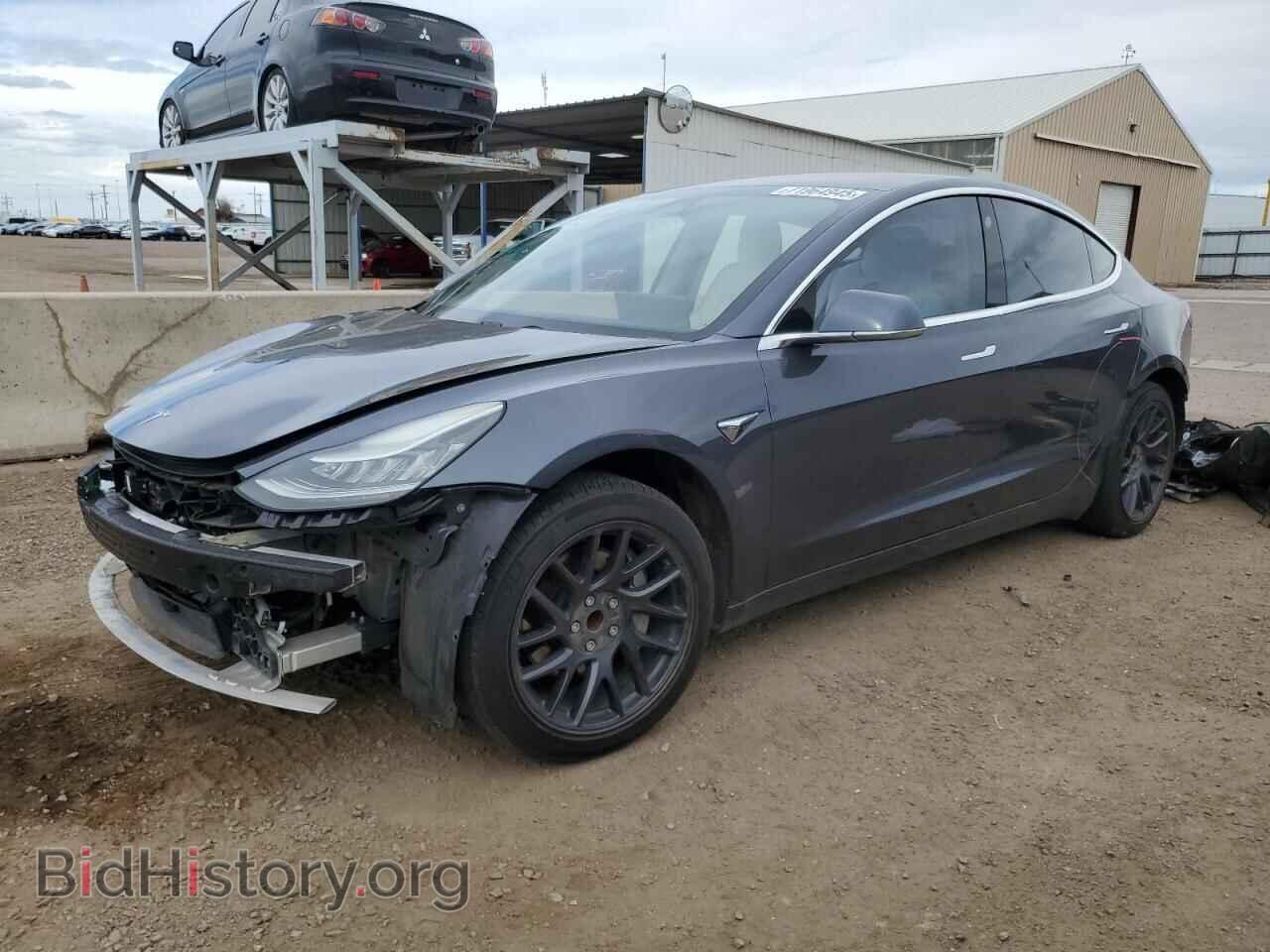 Фотография 5YJ3E1EA1JF167623 - TESLA MODEL 3 2018