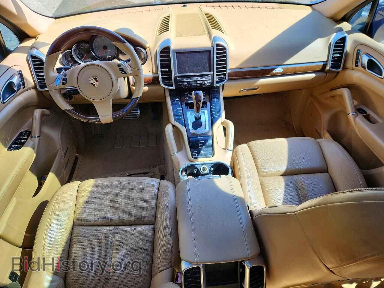 2012 PORSCHE CAYENNE - VIN: WP1AE2A21CLA90729 - Photo 8