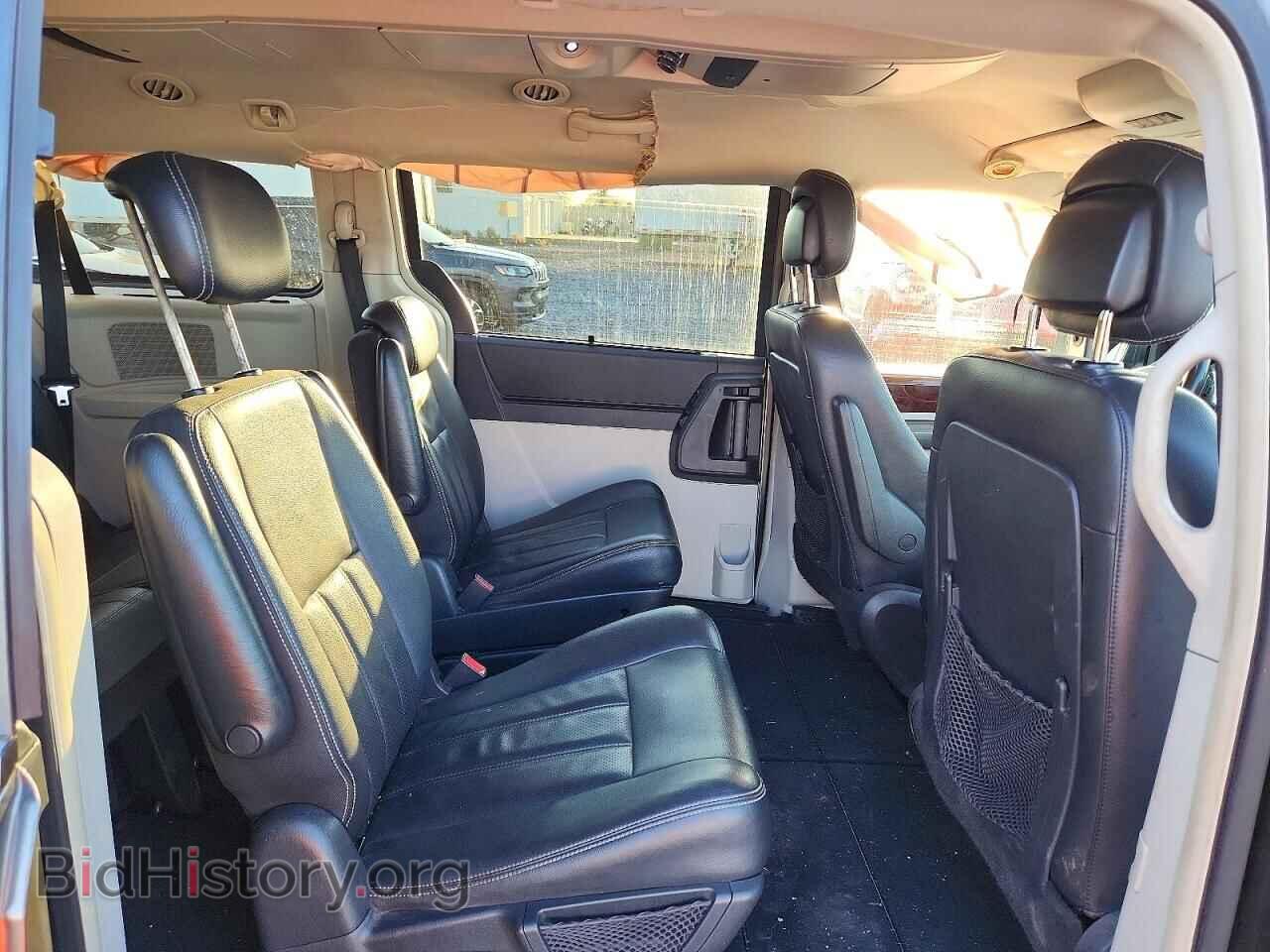 2010 CHRYSLER MINIVAN - VIN: 2A4RR8D12AR430919 - Photo 11