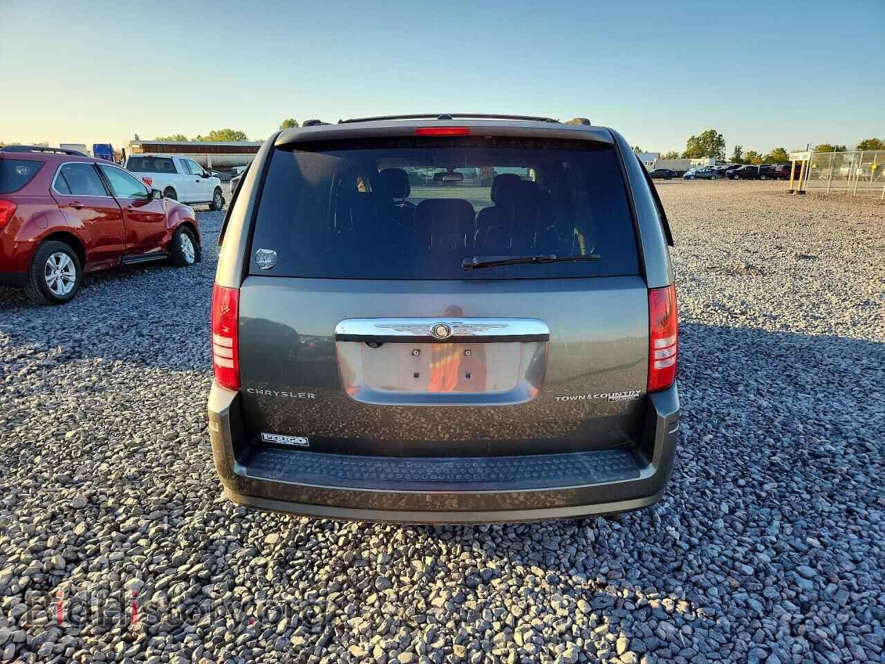 2010 CHRYSLER MINIVAN - VIN: 2A4RR8D12AR430919 - Photo 6