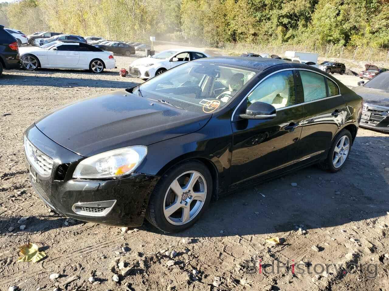 Photo YV1612FH6D2183778 - VOLVO S60 2013