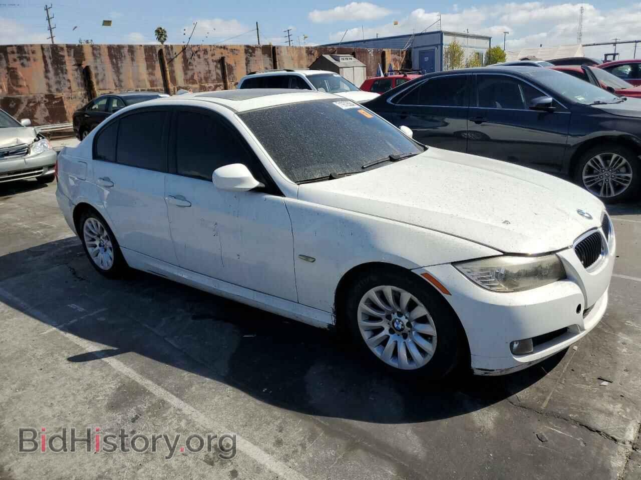 2009 BMW 3 SERIES - VIN: WBAPH57509NL78936 - Фото 4