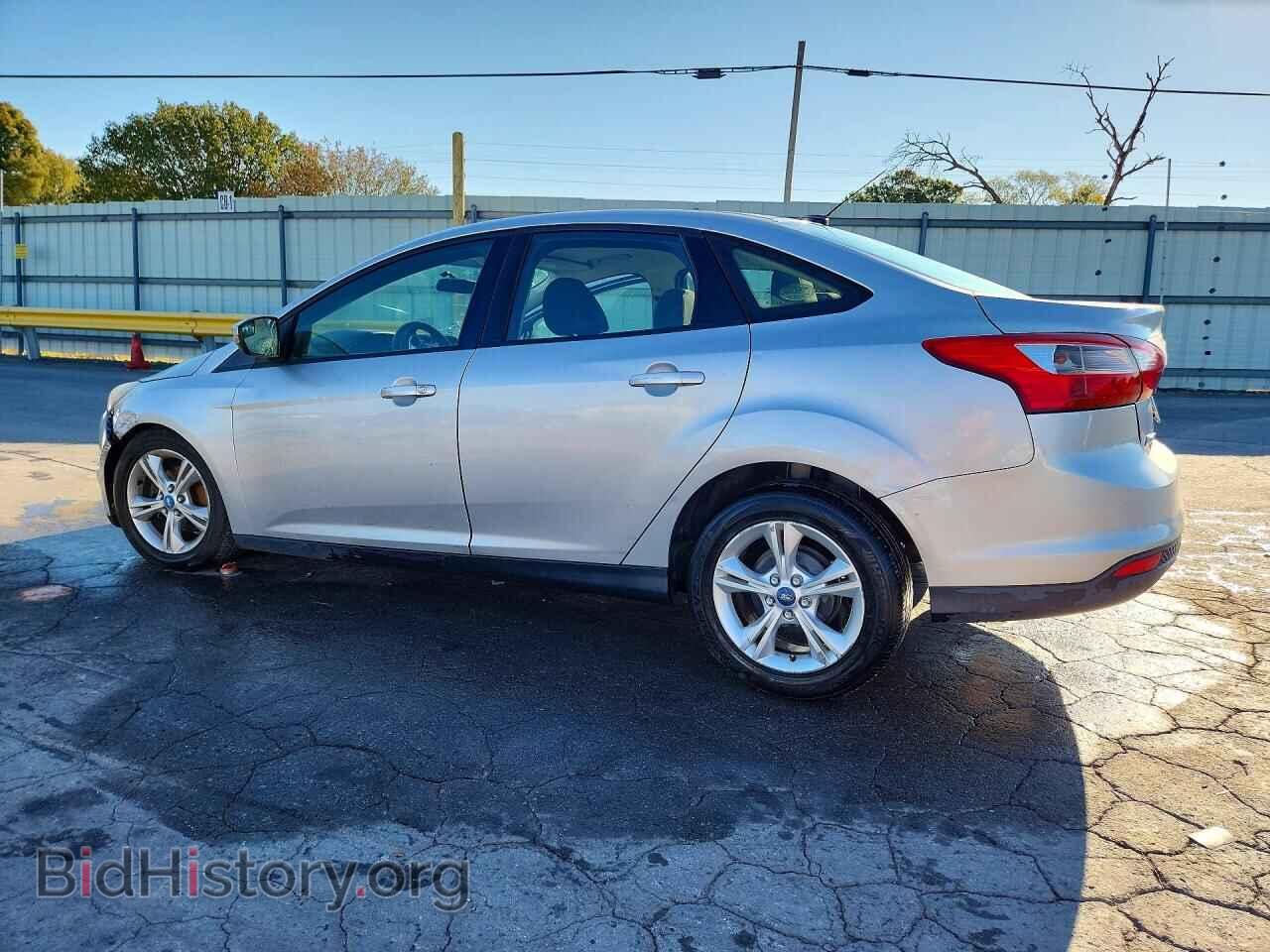 2013 FORD FOCUS - VIN: 1FADP3F22DL198937 - Photo 2