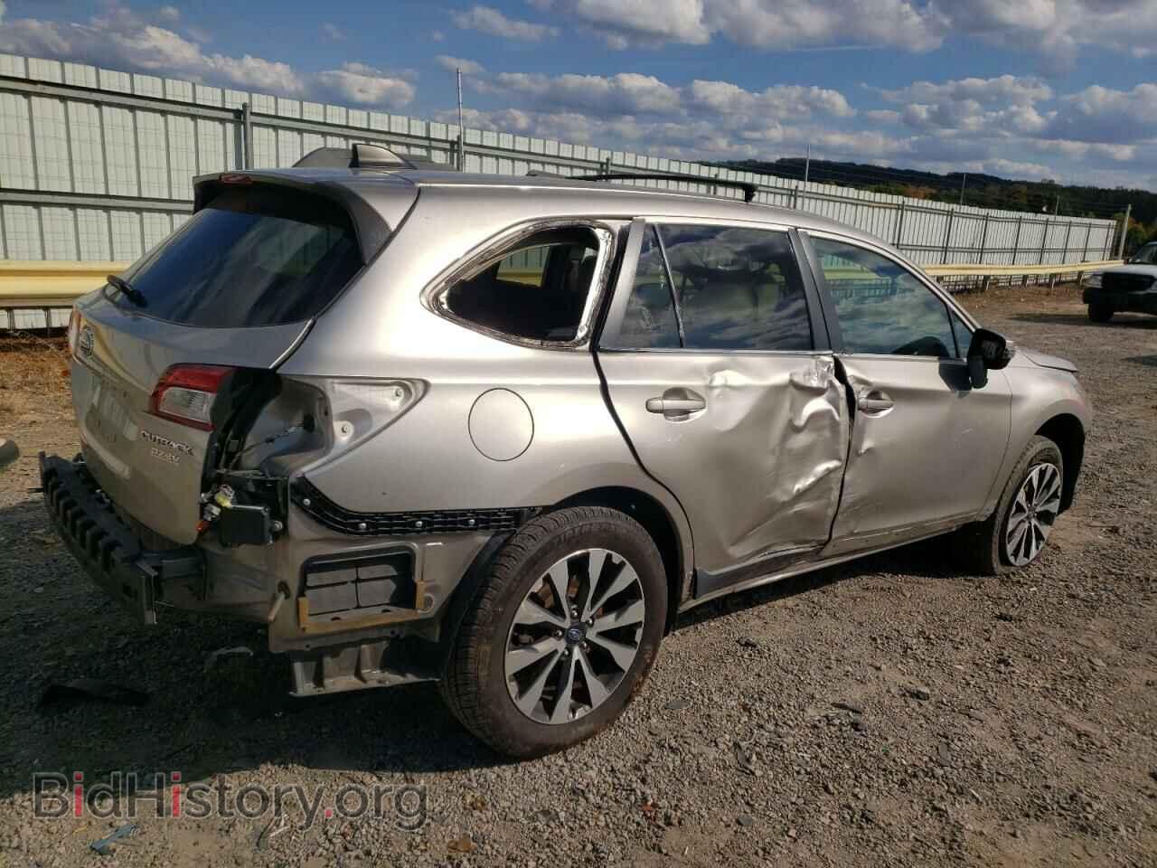 2017 SUBARU OUTBACK - VIN: 4S4BSANC6H3234662 - Фото 3
