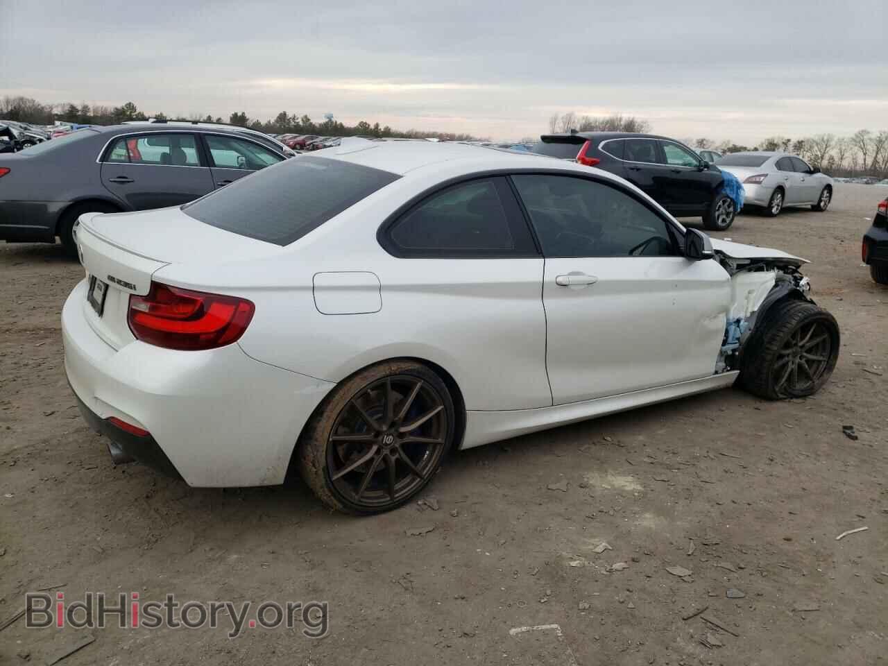 2016 BMW M2 - VIN: WBA1J7C53GV359757 - Фото 3