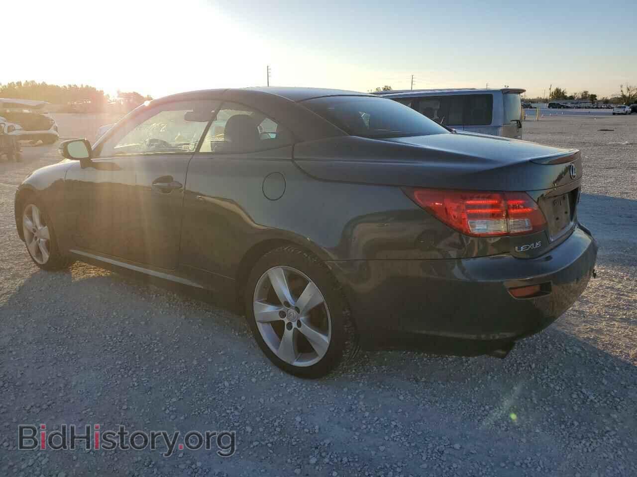 2010 LEXUS IS - VIN: JTHFF2C24A2508378 - Фото 2