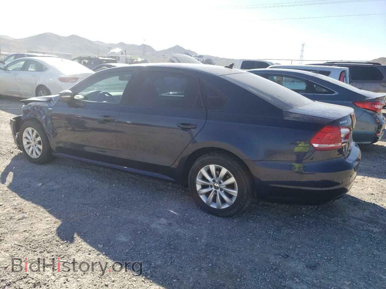 2015 VOLKSWAGEN PASSAT - VIN: 1VWAT7A35FC028748 - Фото 2