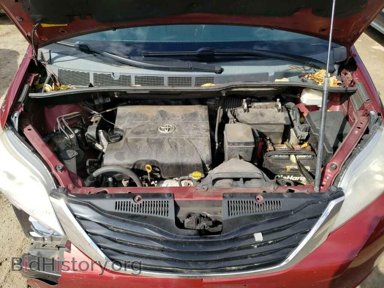 2011 TOYOTA All Models - VIN: 5TDKK3DC8BS068961 - Фото 12