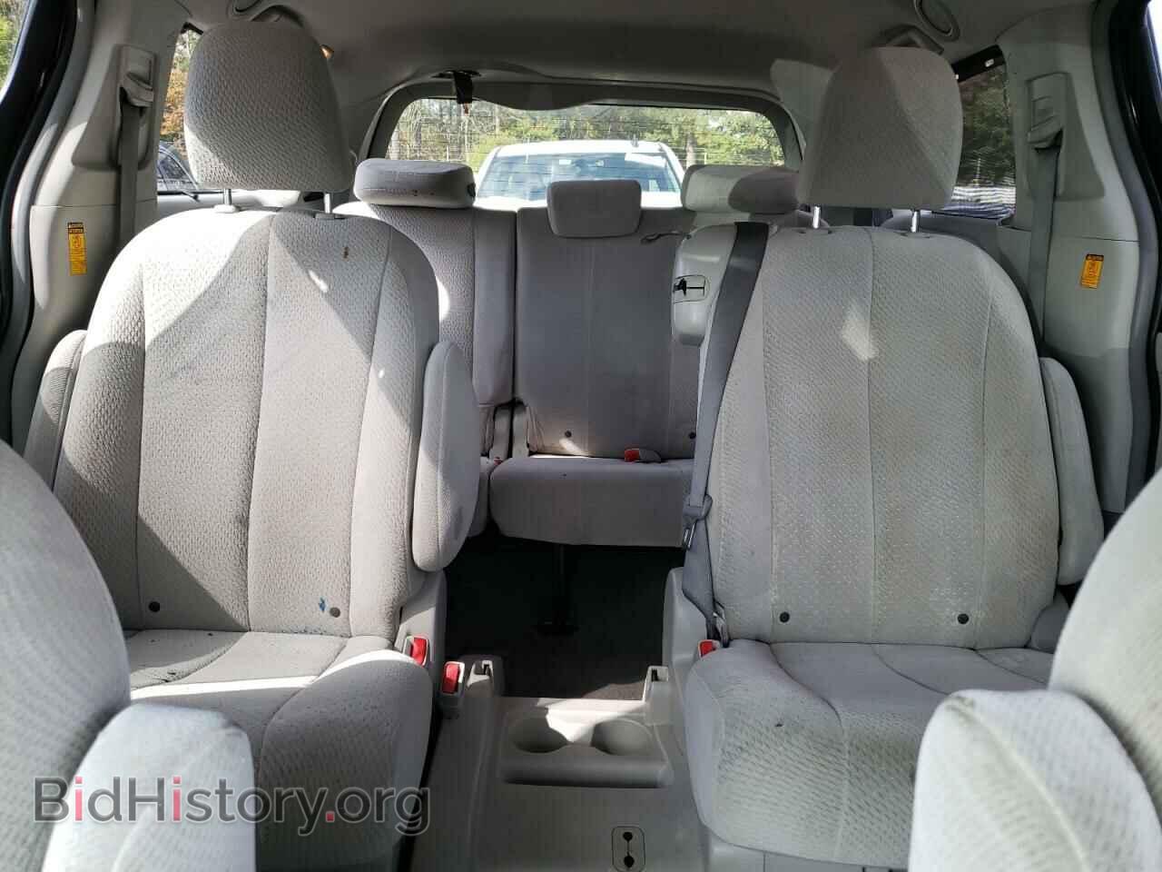 2011 TOYOTA All Models - VIN: 5TDKK3DC8BS068961 - Фото 10