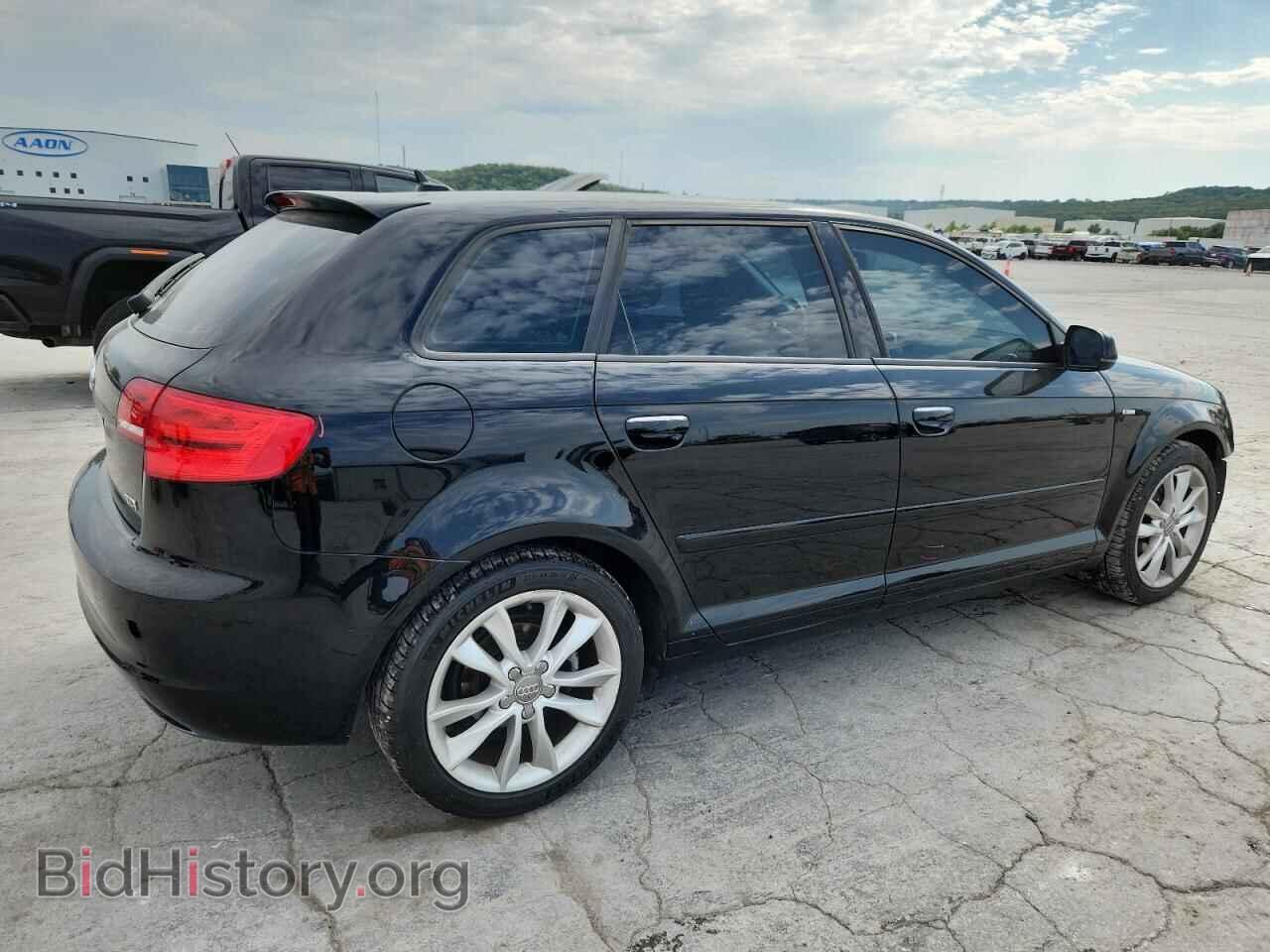 2011 AUDI A3 - VIN: WAUBJAFM8BA128020 - Фото 3