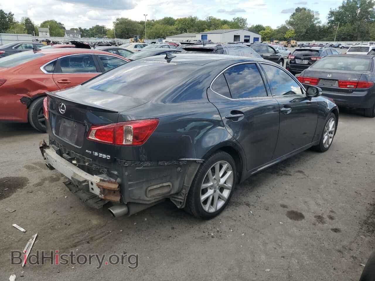 2011 LEXUS IS - VIN: JTHCE5C26B5001036 - Photo 3