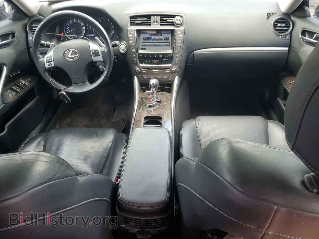 2011 LEXUS IS - VIN: JTHCE5C26B5001036 - Photo 8