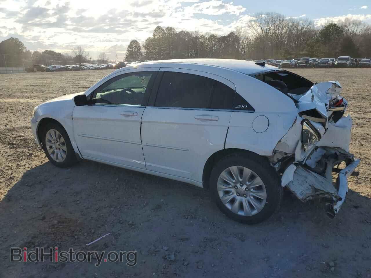 2013 CHRYSLER 200 - VIN: 1C3CCBAB5DN604589 - Photo 2