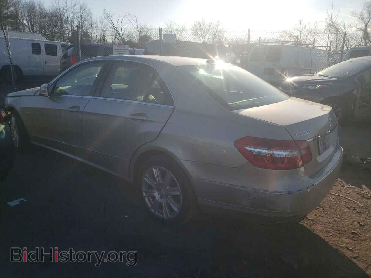 2012 MERCEDES-BENZ E-CLASS - VIN: WDDHF8JB0CA541604 - Фото 2