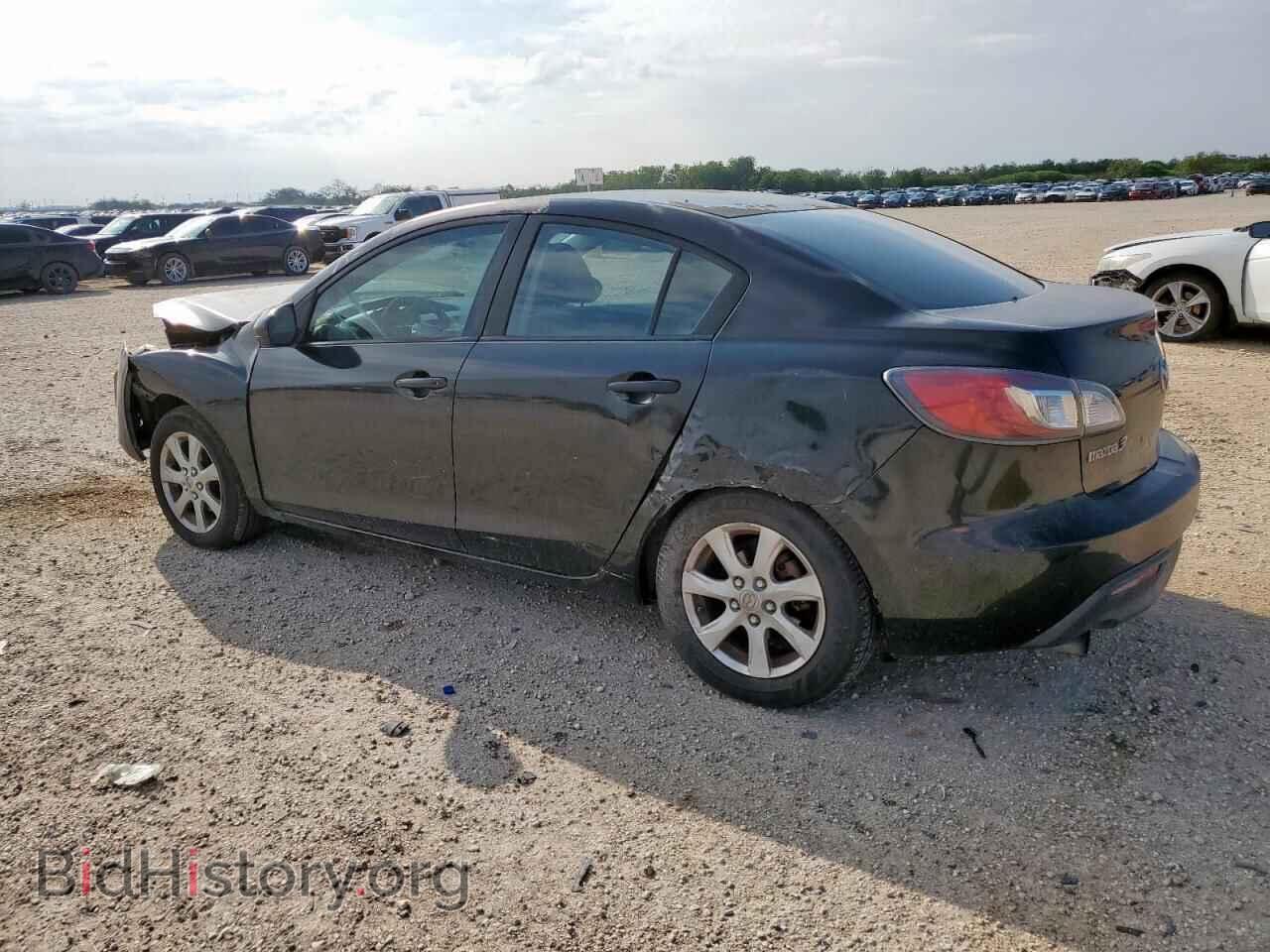 2011 MAZDA 3 - VIN: JM1BL1VF1B1486088 - Photo 2
