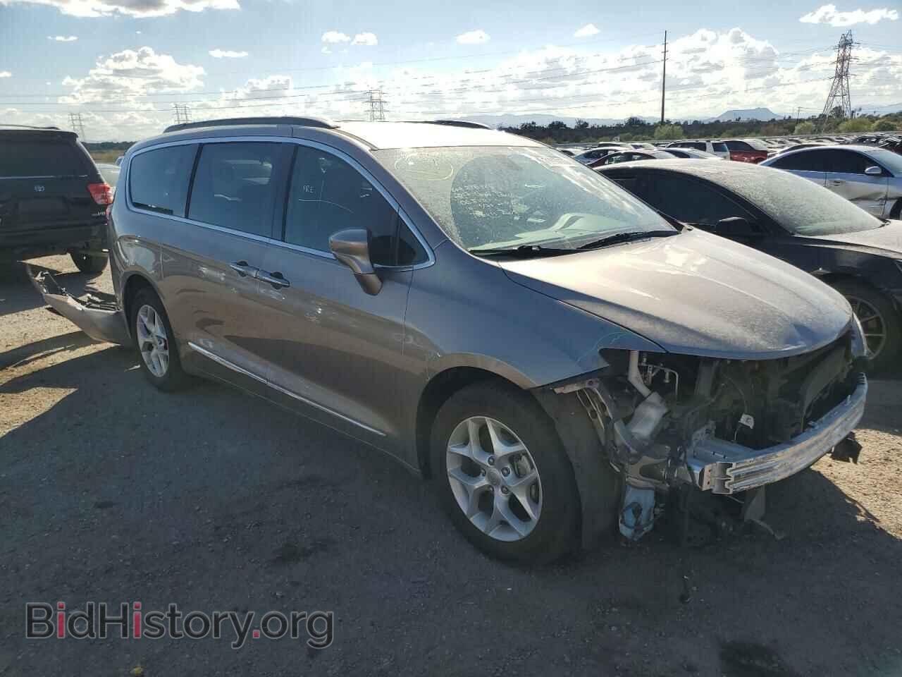 2017 CHRYSLER PACIFICA - VIN: 2C4RC1BG1HR551862 - Photo 4