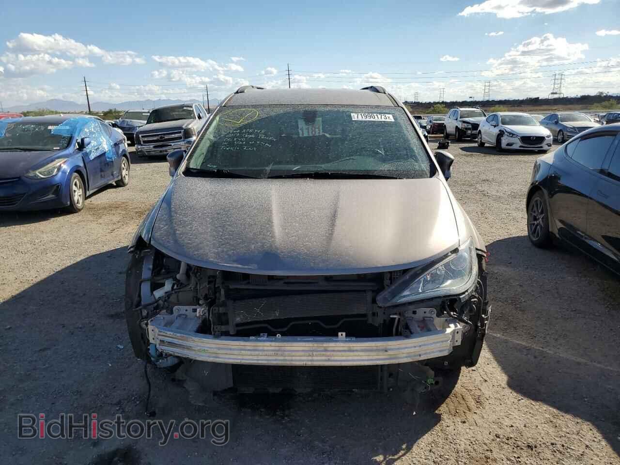 2017 CHRYSLER PACIFICA - VIN: 2C4RC1BG1HR551862 - Photo 5